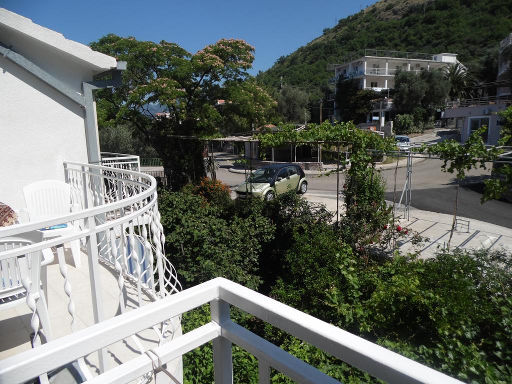 Apartments Slavica Jovanovic Ilha Ilha Sveti Stefan Quarto foto