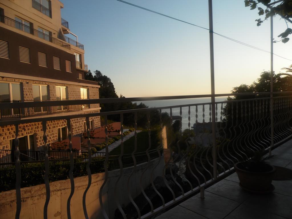 Apartments Slavica Jovanovic Ilha Ilha Sveti Stefan Exterior foto