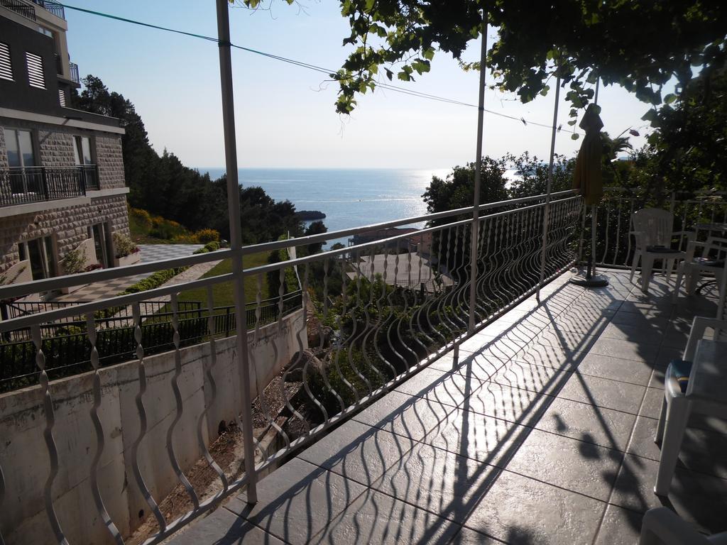 Apartments Slavica Jovanovic Ilha Ilha Sveti Stefan Exterior foto