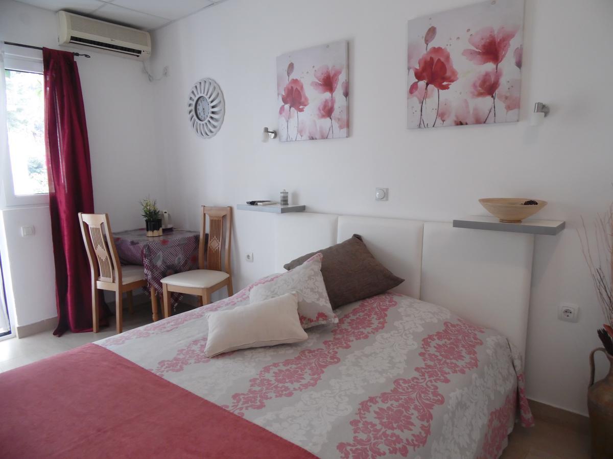 Apartments Slavica Jovanovic Ilha Ilha Sveti Stefan Exterior foto