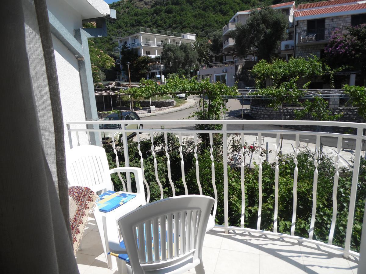 Apartments Slavica Jovanovic Ilha Ilha Sveti Stefan Exterior foto