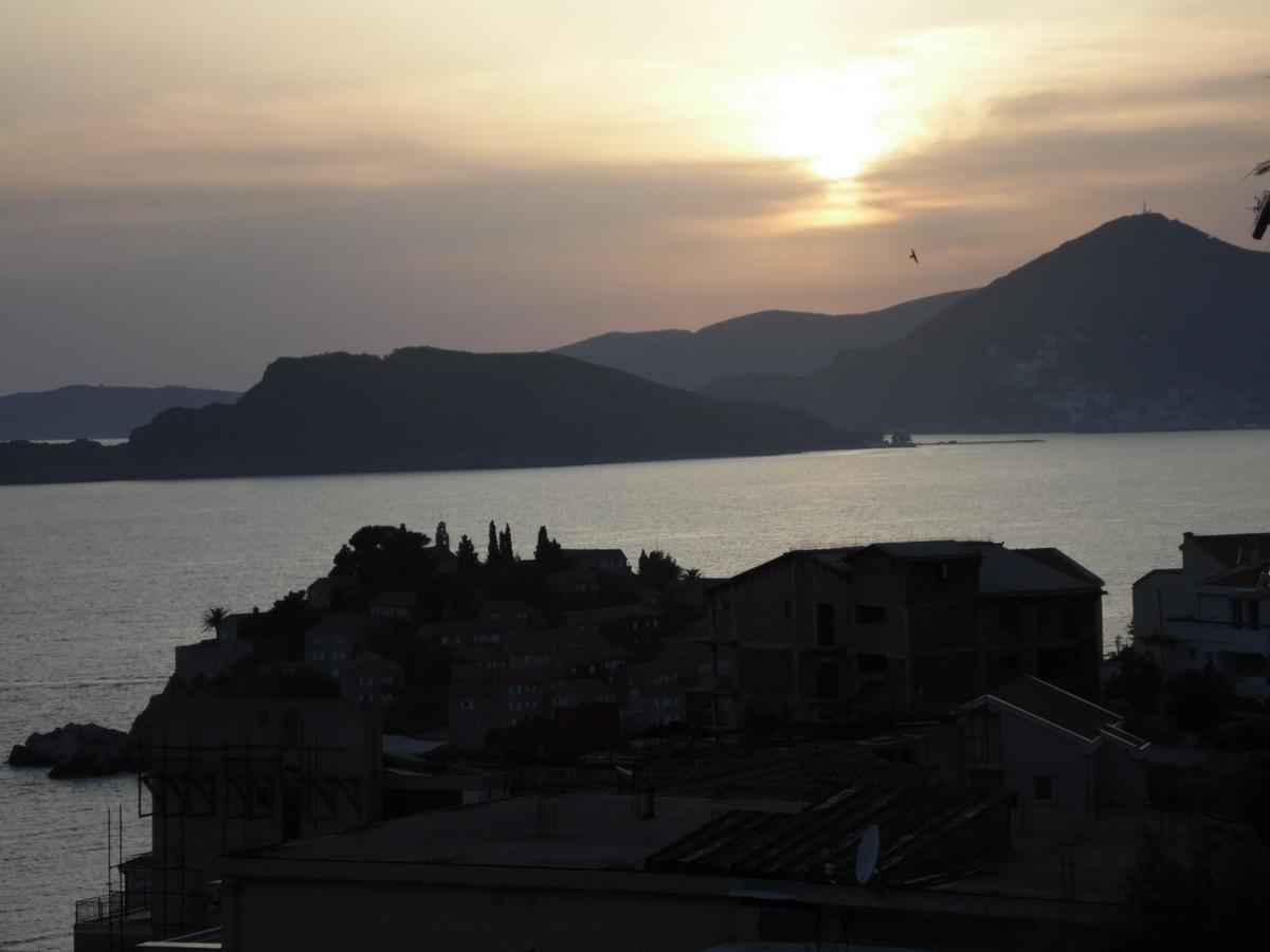 Apartments Slavica Jovanovic Ilha Ilha Sveti Stefan Exterior foto