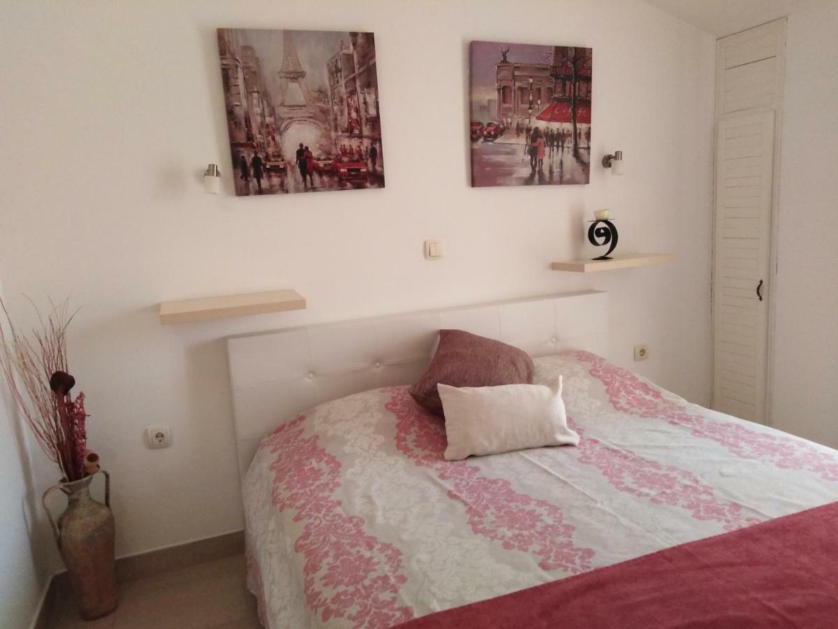 Apartments Slavica Jovanovic Ilha Ilha Sveti Stefan Exterior foto