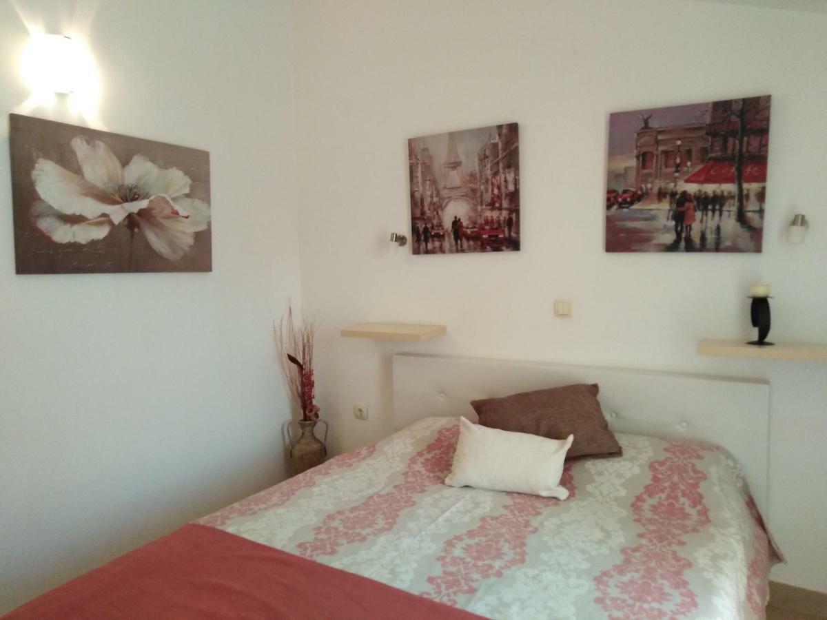 Apartments Slavica Jovanovic Ilha Ilha Sveti Stefan Exterior foto